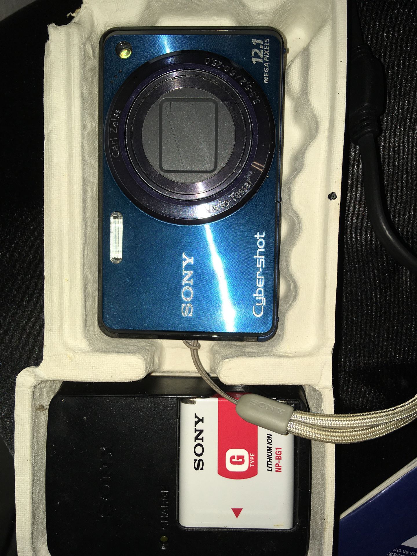 Sony Cybershot camera with case and accessories