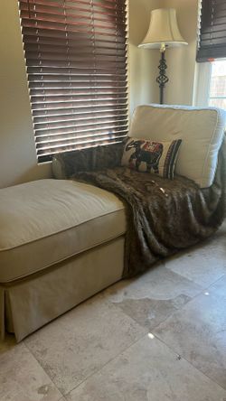 Chaise Lounge Pier one Brand $150 OBO Pick Up In San Diego  