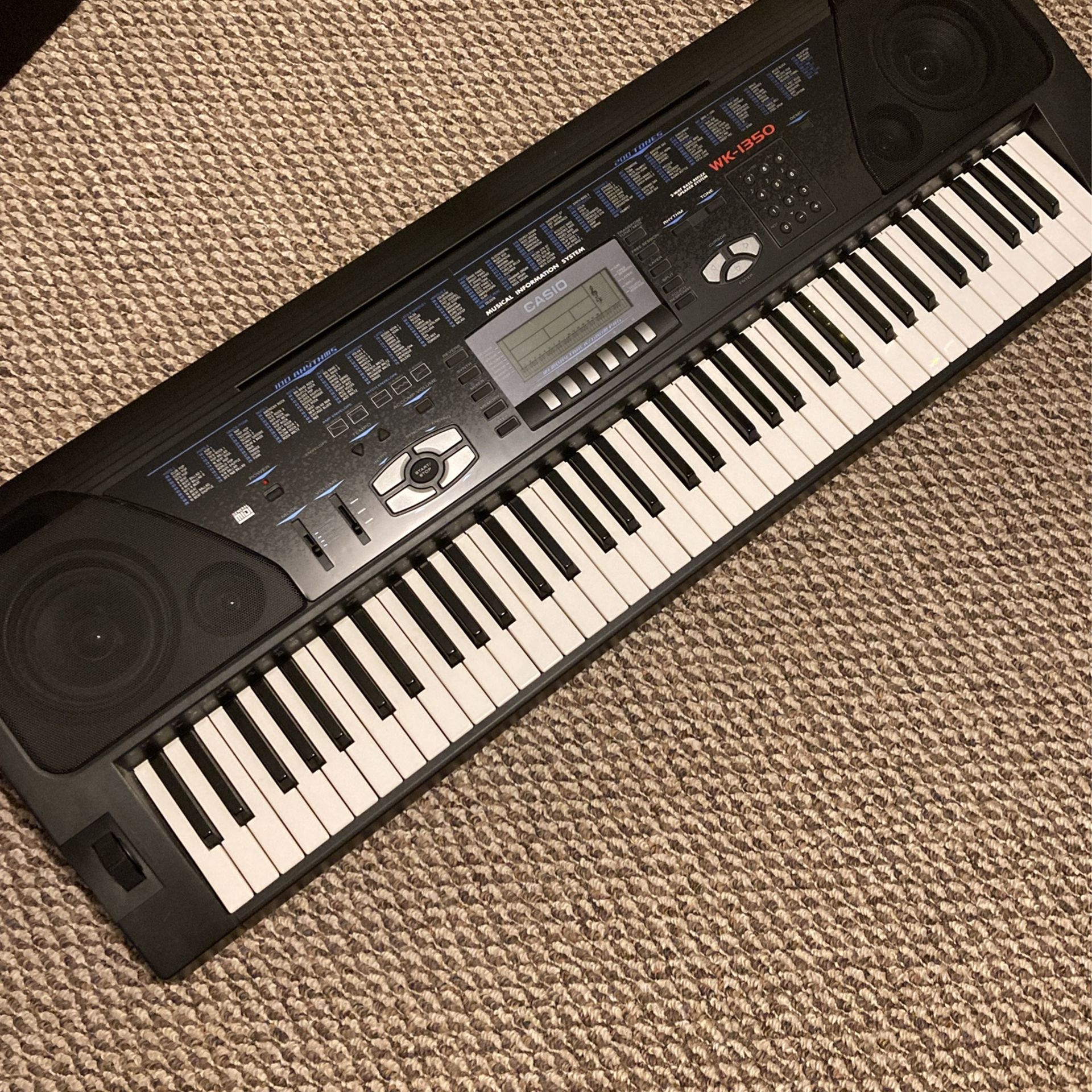 Casio WK-1350 Keyboard