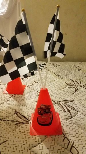 Featured image of post Disney Cars Centerpieces With an average foot traffic of 3 5 million daily and over 5 000 tenant