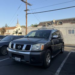 2004 Nissan Armada