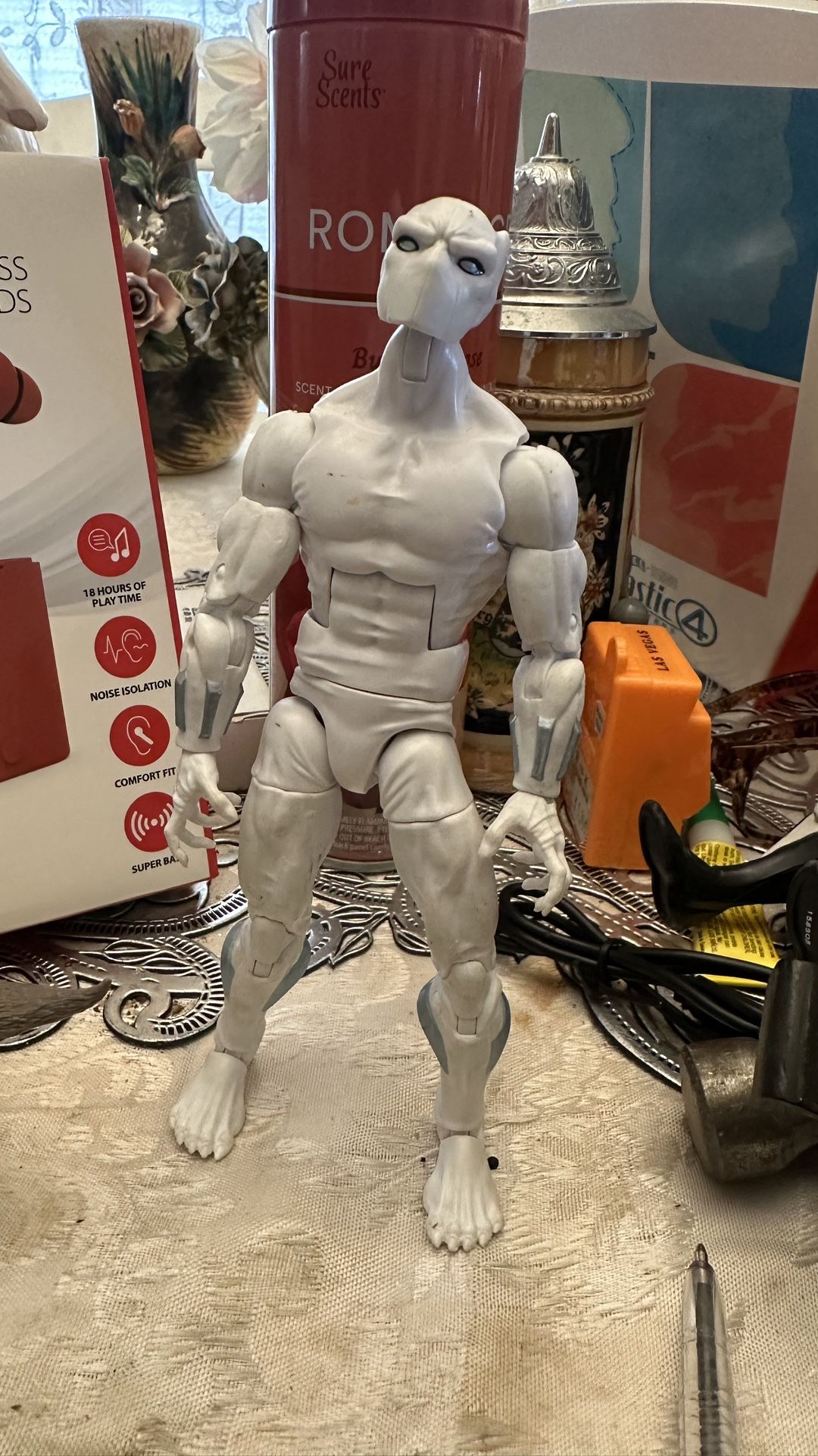 Black Panther Marvel Legends Hatut Zeraze Action Figure