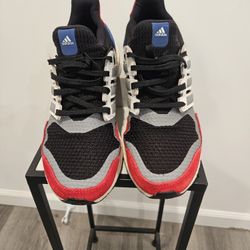 adidas UltraBoost 1.0 S&L Black Red Blue – Size 8 US – Great Condition