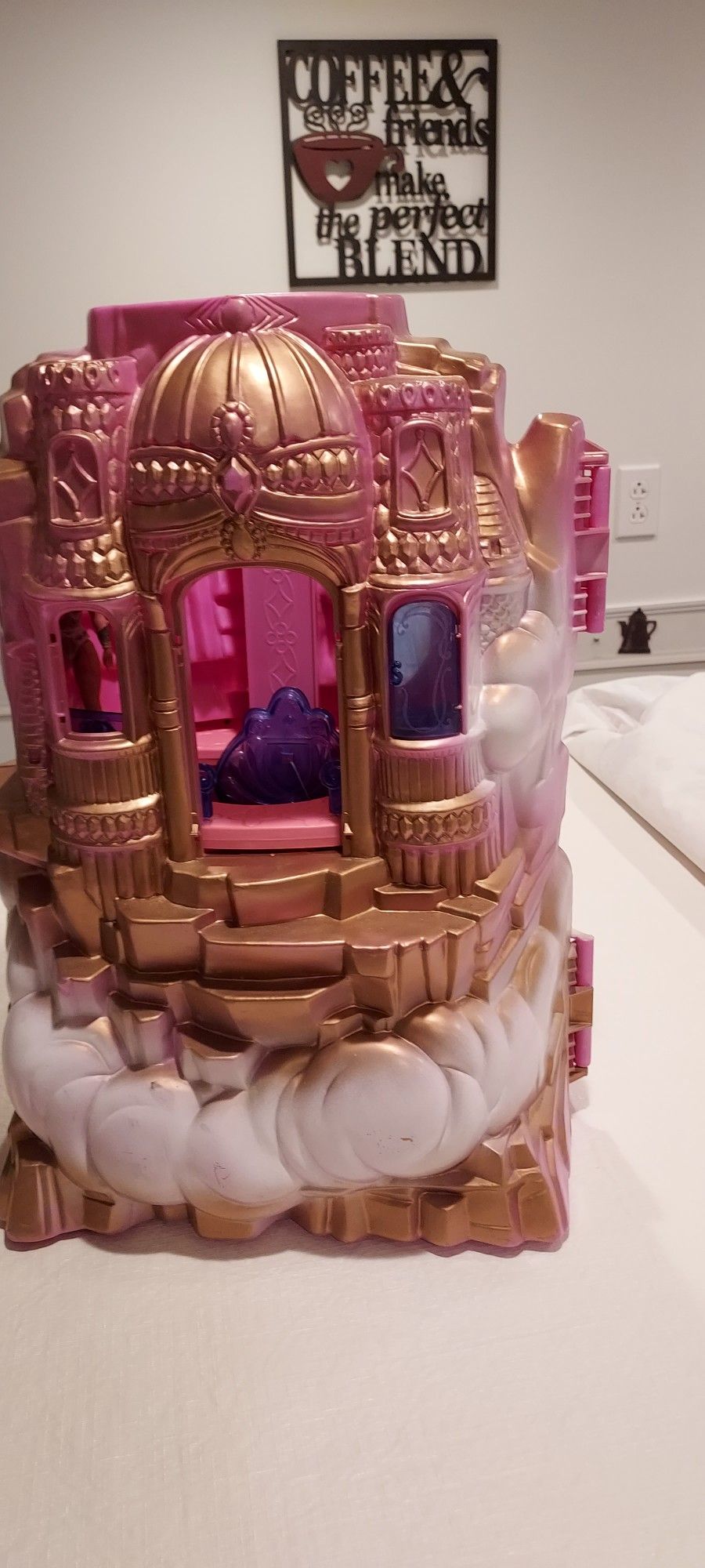 Vintage 1984 Masters of the Universe She-Ra Princess of Power Crystal Castle