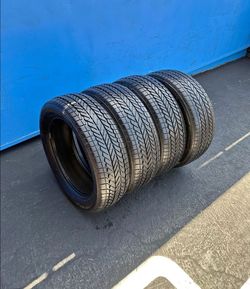 255-45R20 Bridgestone tires usadas en perfecta condición set of 4 🏁