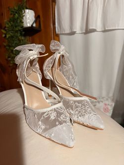 Moving sale