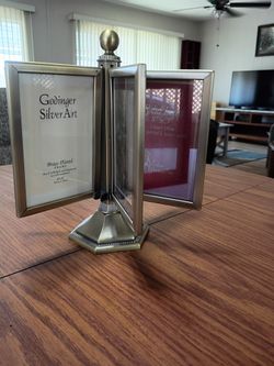 Solid brass spiral photo display