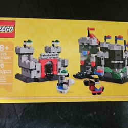 Lego Mini Knights Castle #40775