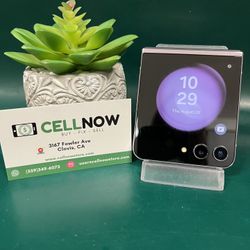 Samsung Galaxy Z Flip5 AT&T 256GB - Purple