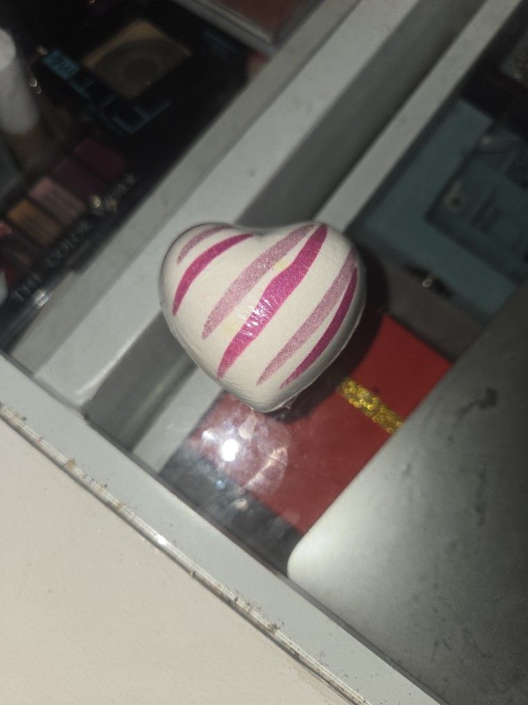 Mini Bath Bomb (Obviously New)