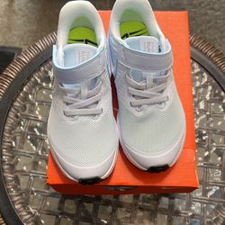 Nike Unisex-Child Star Runner 2 (PSV) Sneaker, Half Blue/Metallic Silver-Volt, 11C Child US Little Kid