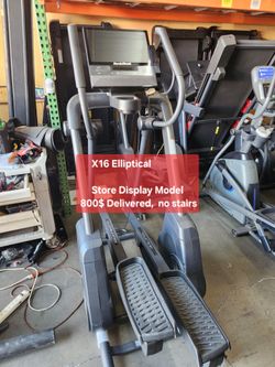 Floor Model Special - Nordictrack X16 Elliptical  with incline decline feature - Freestride trainer