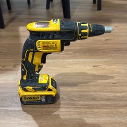 DEWALT 20V MAX XR Brushless Drywall Screwgun.