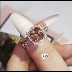 New 18k Rose Gold Wedding Ring Set 