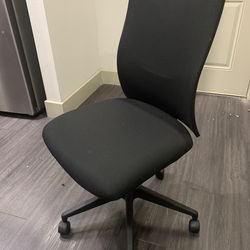 Black Desk Chair