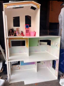 Dollhouse