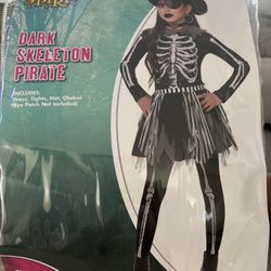 Dark Skeleton Pirate 