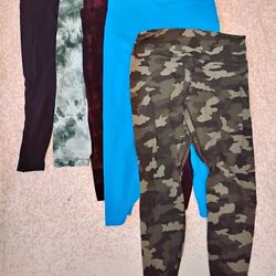 LULULEMON LEGGINGS. size 16.