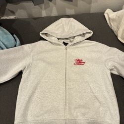 grey zip up hoodie