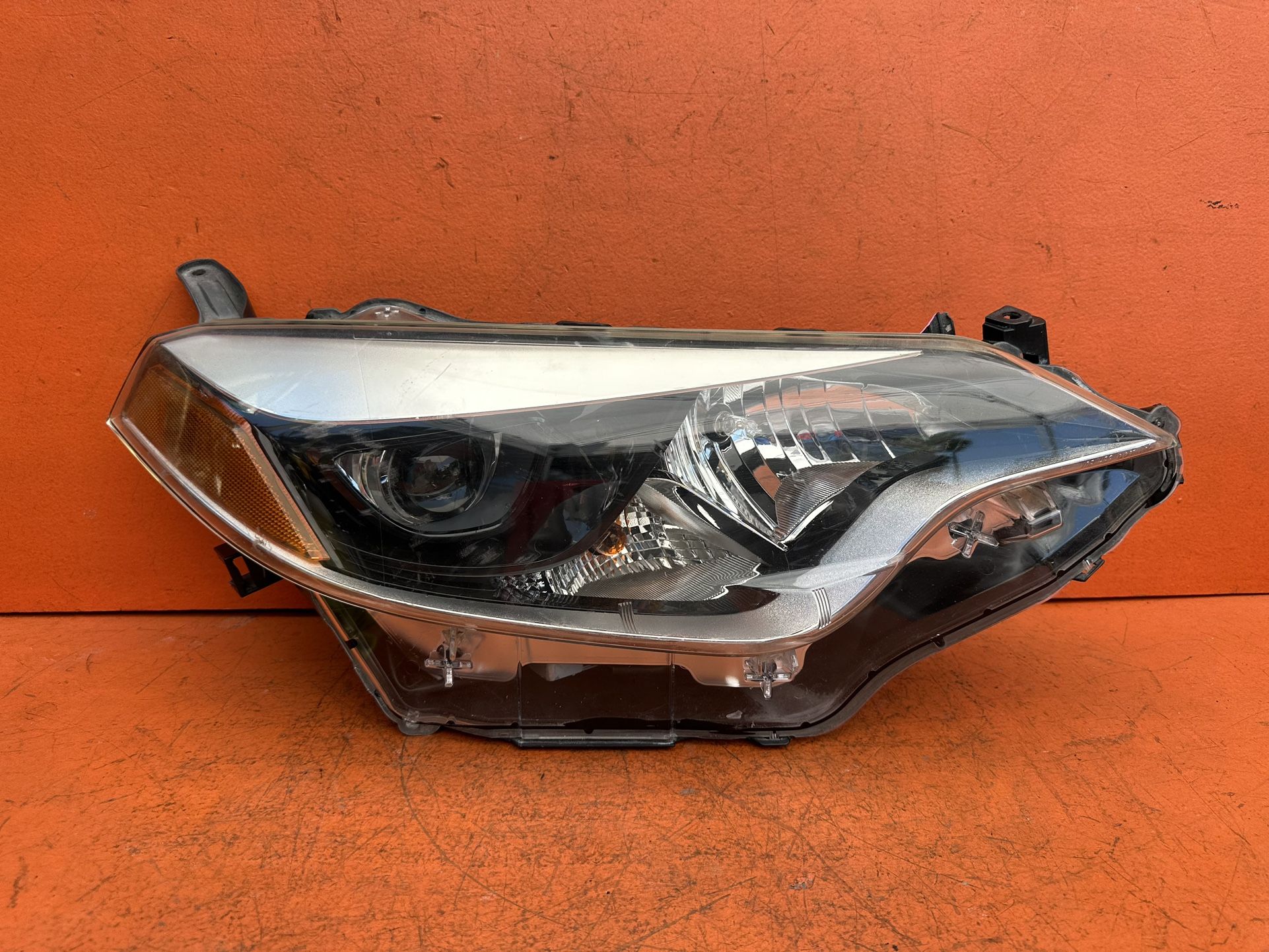 2014 2015 2016 TOYOTA COROLLA RIGHT PASSENGER SIDE HALOGEN HEADLIGHT W LED OEM