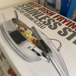 12 Inch 5 Quart Stainless Steel Pan With Lid.