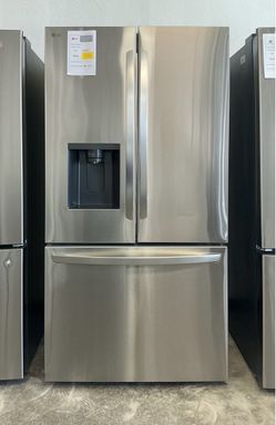 LG 26 cu. ft. Counter-Depth French Door Refrigerator w/ water/ice dispenser