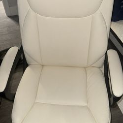 Comfy High-Back Office / Gaming Chair – Working Hydraulics – Clean