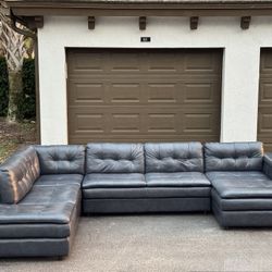 Couch/Sofa Sectional - Leather - Chateau d’Ax -Delivery Available 🚛