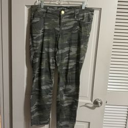 Express Camo Jeans Ankle Legging Low Rise Size 10