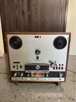 Akai X-330D Solid State Stereo Reel to Reel Tape Recorder Player Turns On