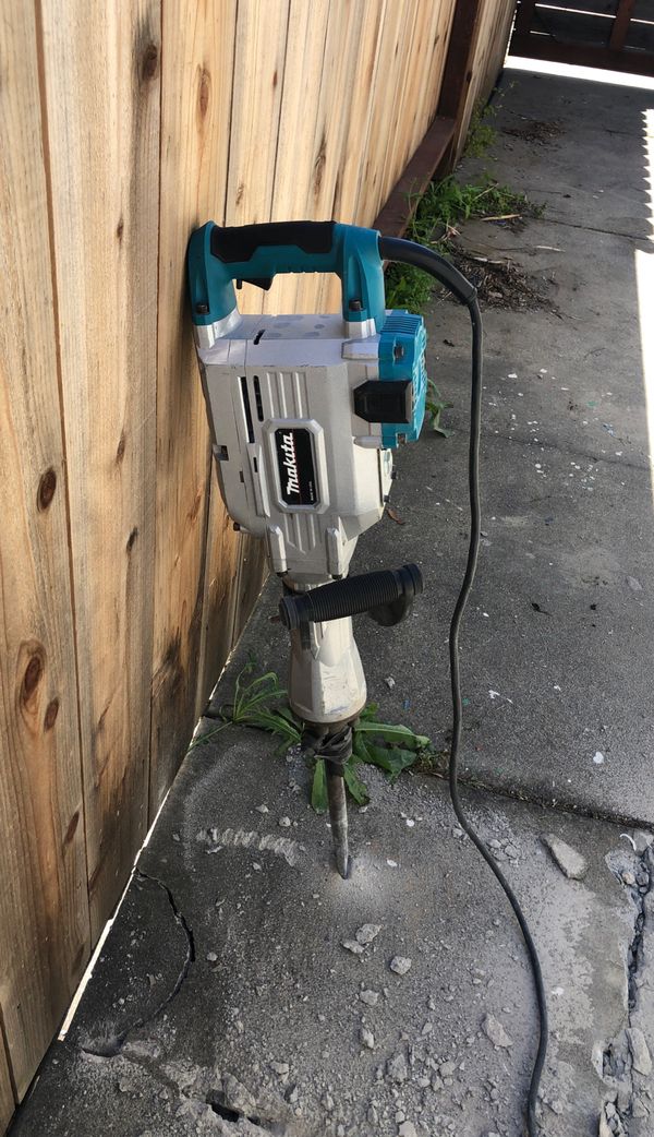 Makita jack hammer for Sale in Brentwood, CA - OfferUp