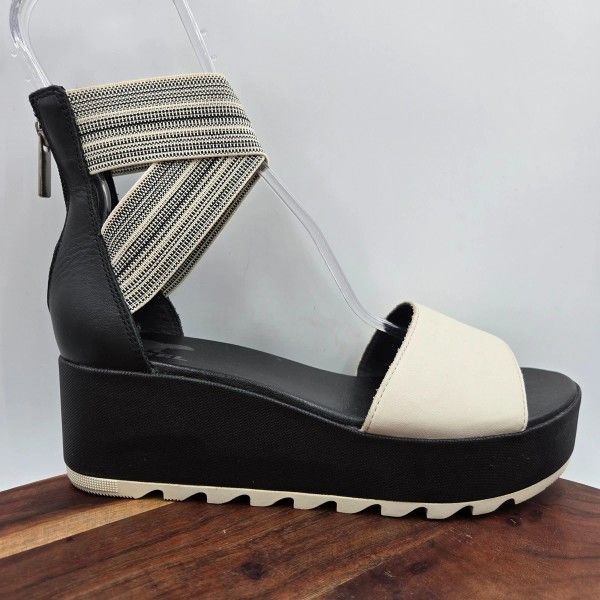 Sorel Cameron Sandals Women's 9.5 Black White Leather Strappy Platform Lug Wedge Chunky Flats Shoes 