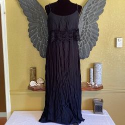 Temperance Black Dress
