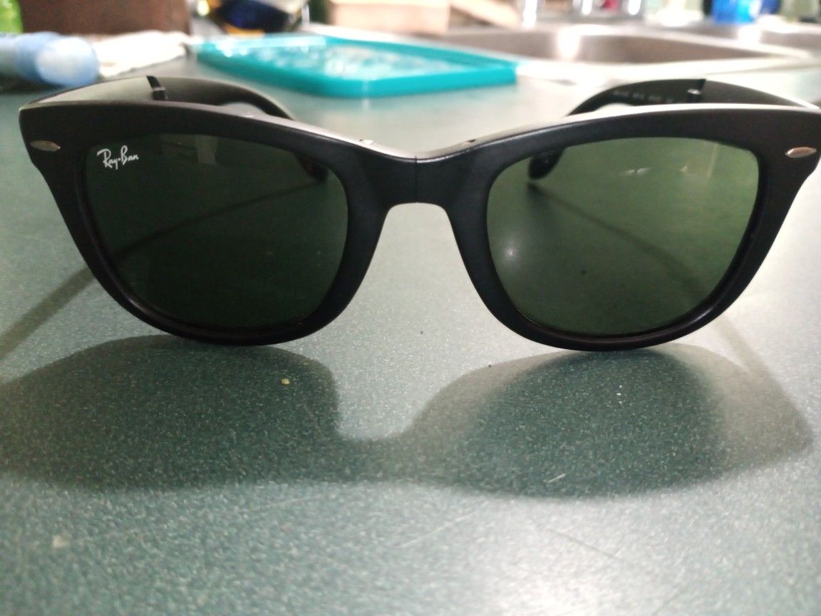 Ray Ban Folding Wayfarer