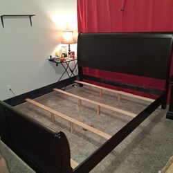 King Sleigh Bed