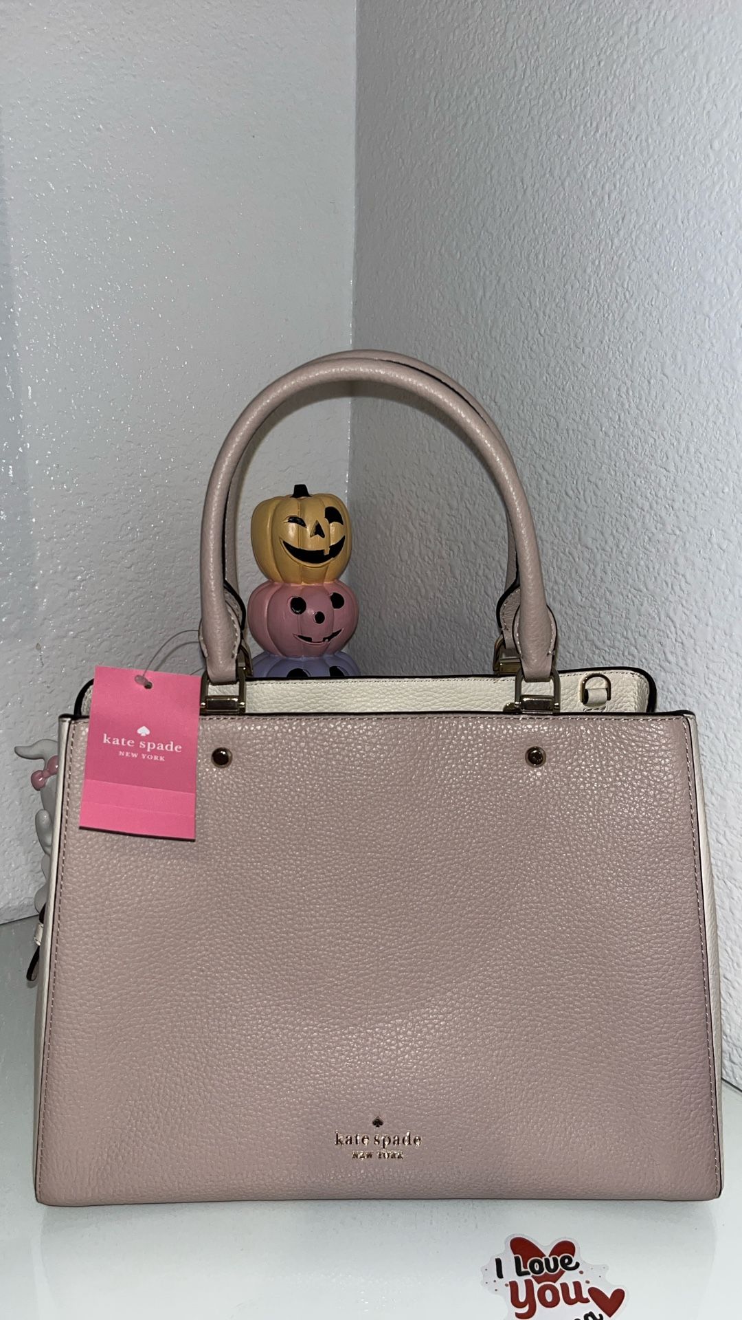 ♠️ Kate spade Large Warm Beige Purse♠️