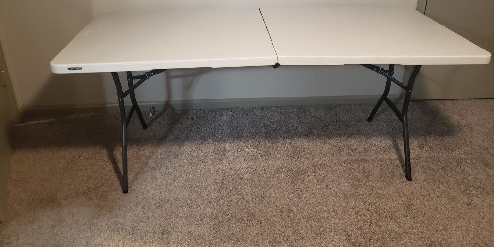 6 Ft Folding Table