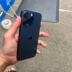 IP Ho N E15pro Max 256gb Unlocked 