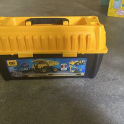 CAT Machine Maker 272 Pcs
