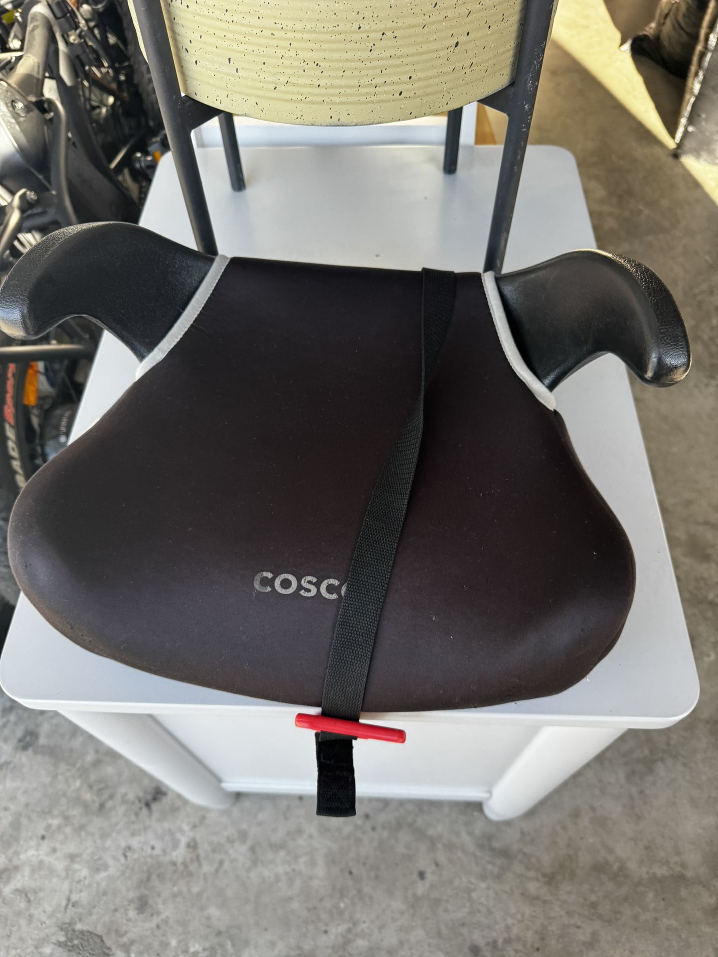 Rise Backless Booster Car Seat,
