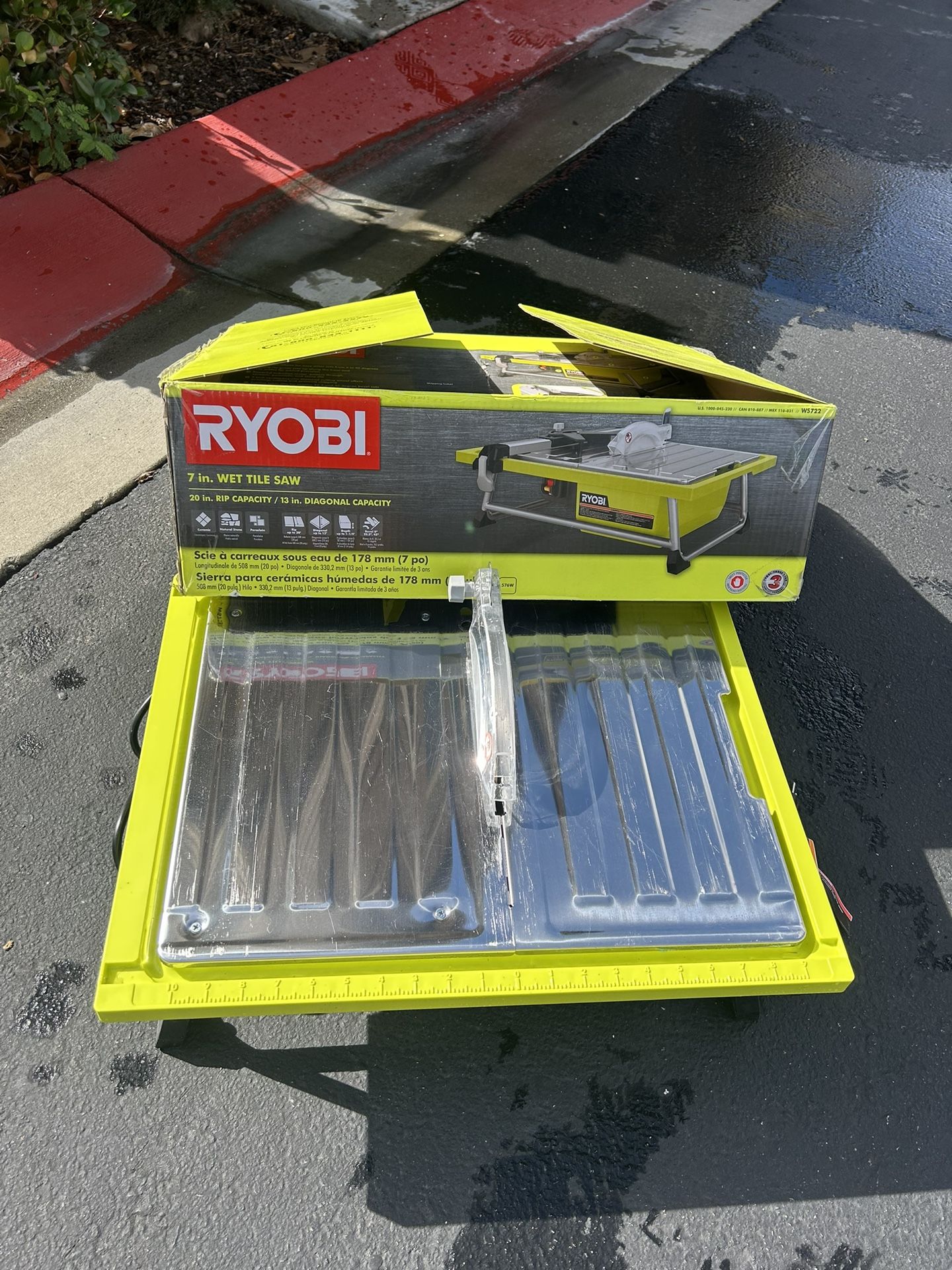 Ryobi 7inch Wet Tile Saw