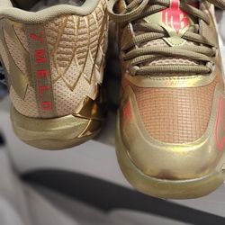 PUMA x Lamelo Ball  Golden Child