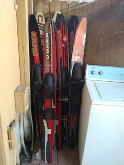 Water skis all types and styles slalom doubles O'Brien good skis $40 a set