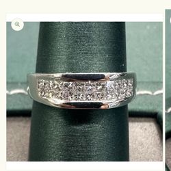 Princess cut invisible set pinky ring