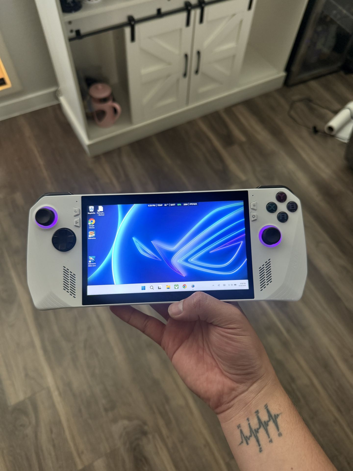 Asus ROG Ally 7” Z1 for Sale in Phoenix, AZ - OfferUp