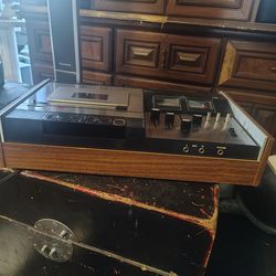 TEAC A-350 cassette deck