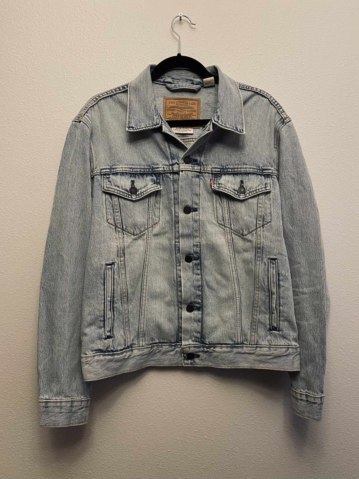 Men’s Levi’s Denim Jacket Medium