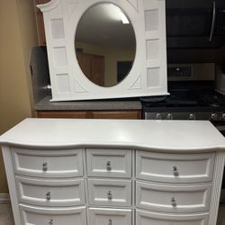 Dresser With Nightstand 