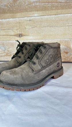 Timberland Women's Nellie Waterproof Chukka Boots - Size 7.5