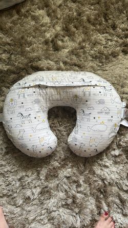Baby boppy pillow